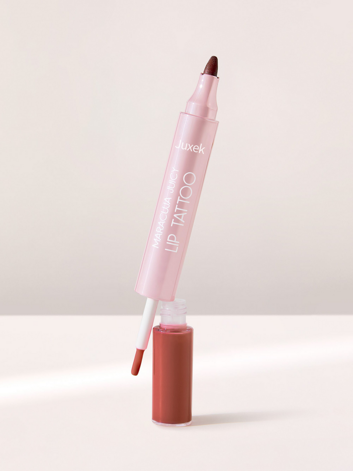 Maracuja juicy lip tattoo